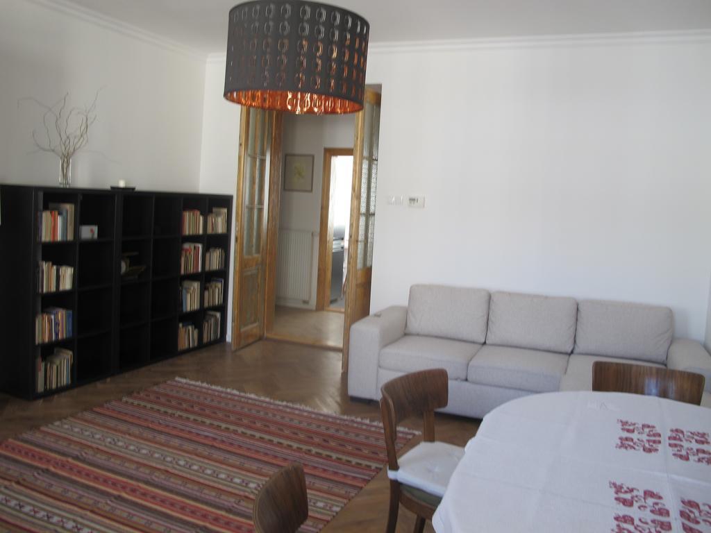 شقة Apartament Czapskich Big House كراكوفيا الغرفة الصورة