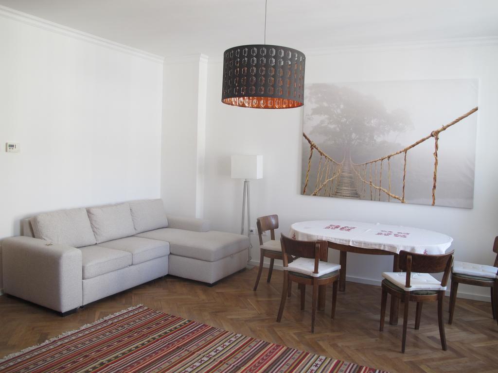 شقة Apartament Czapskich Big House كراكوفيا الغرفة الصورة